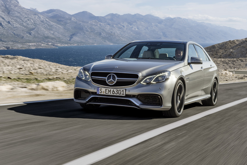 Mercedes-Benz E 63 AMG (W212) Facelift 2013 12C1285 194 2013 Mercedes Benz E63 AMG 4 Matic