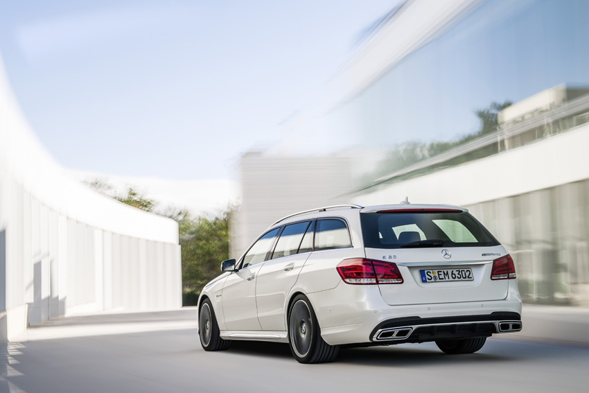 Mercedes-Benz E 63 AMG 4MATIC S-Modell, (S 212) Facelift 2013 12C1286 109 2013 Mercedes Benz E63 AMG 4 Matic