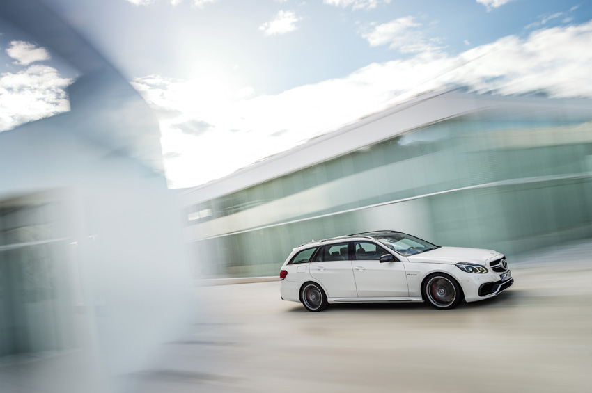 Mercedes-Benz E 63 AMG 4MATIC S-Modell, (S 212) Facelift 2013 12C1286 135 2013 Mercedes Benz E63 AMG 4 Matic